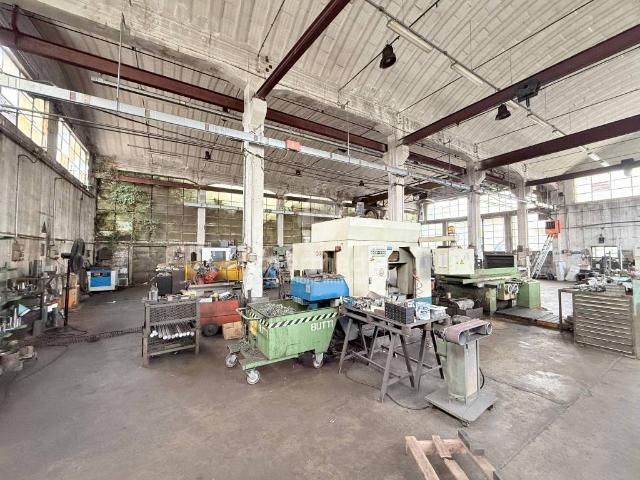 Locale Commerciale in vendita a San Pancrazio, Palazzolo Sull'oglio