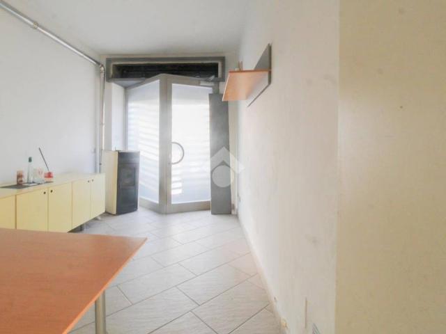 Locale Commerciale in vendita a Mura, Palazzolo Sull'oglio