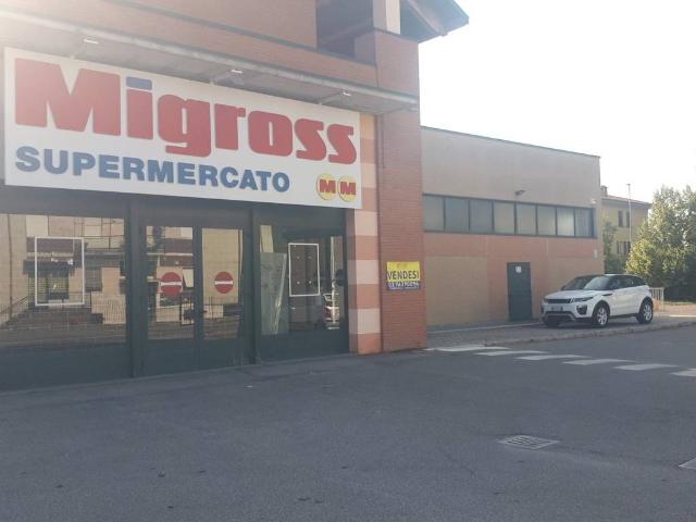 Locale Commerciale in vendita a Sacro Cuore, Palazzolo Sull'oglio