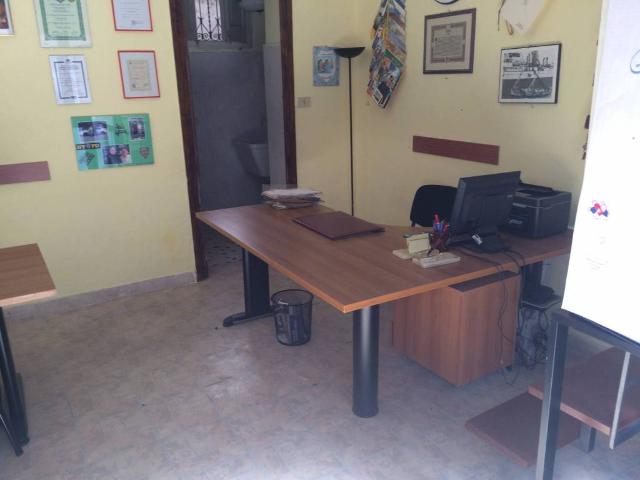 Locale Commerciale in vendita a III Circoscrizione, Palermo