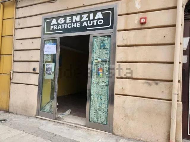 Locale Commerciale in vendita a I Circoscrizione, Palermo