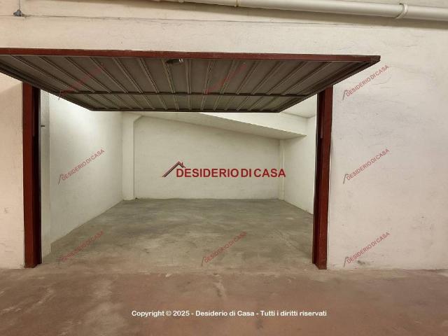 Locale Commerciale in vendita a VII Circoscrizione, Palermo
