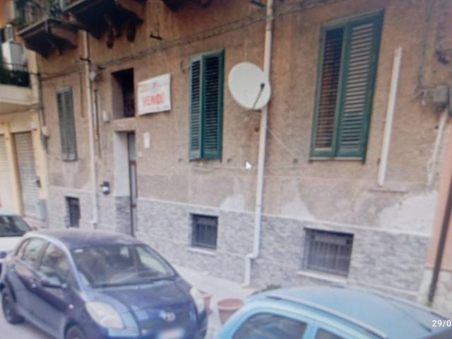 Locale Commerciale in vendita a VIII Circoscrizione, Palermo