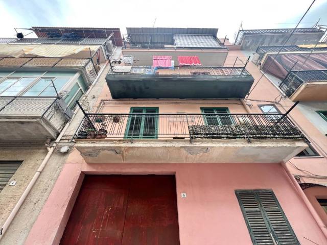 Locale Commerciale in vendita a IV Circoscrizione, Palermo