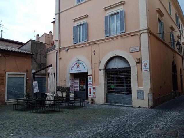 Locale Commerciale in vendita a Scacciati, Roma Capitale