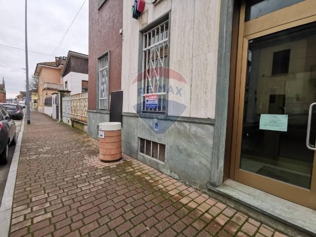 Locale Commerciale in vendita a Palestro, Lombardia