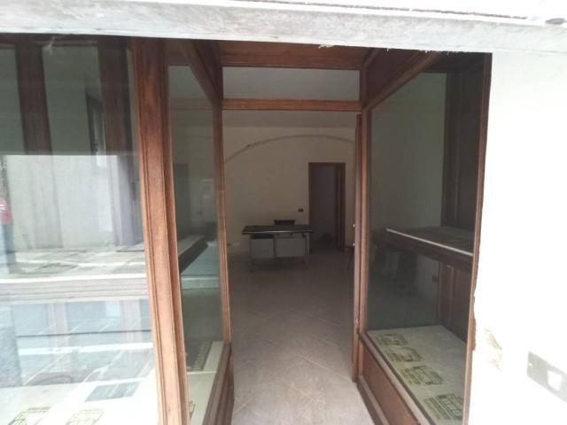 Locale Commerciale in vendita a Tavernelle, Panicale
