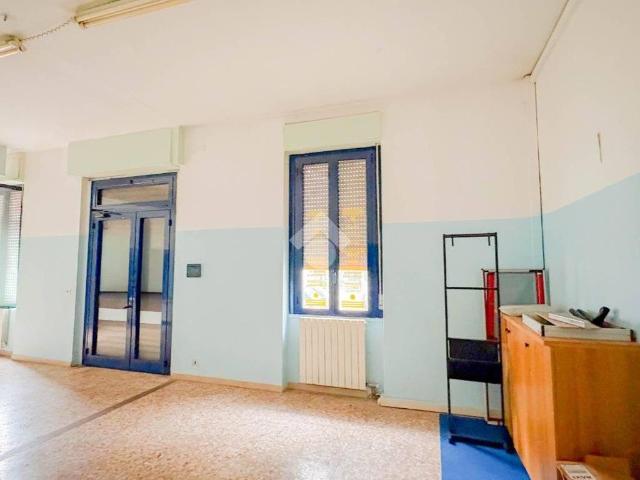 Locale Commerciale in vendita a Pantigliate, Lombardia