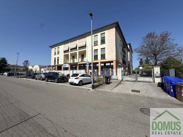 Locale Commerciale in vendita a San Pancrazio, Sorbolo