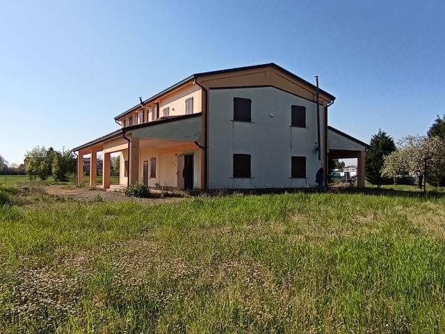 Locale Commerciale in vendita a San Lazzaro, Sorbolo
