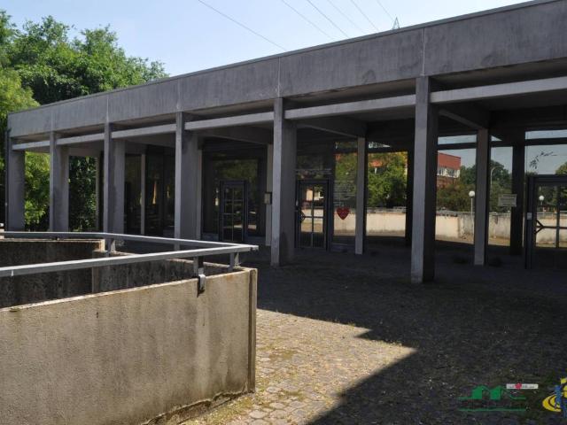 Locale Commerciale in vendita a Cinghio, Sorbolo