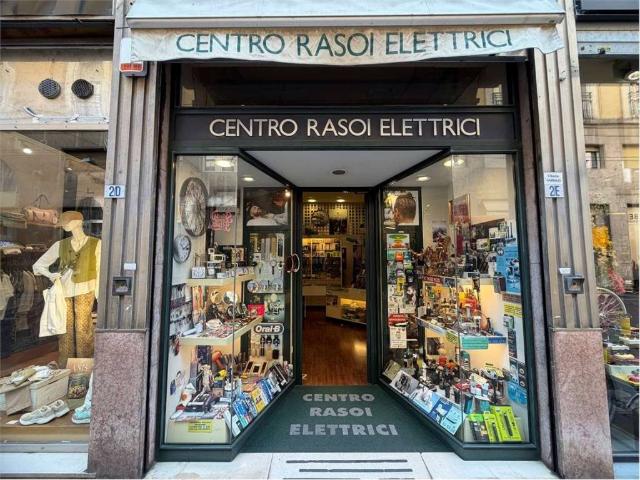 Locale Commerciale in vendita a Parma Centro, Sorbolo
