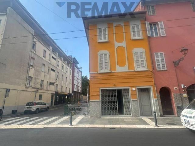 Locale Commerciale in vendita a Sorbolo, Reggio Emilia
