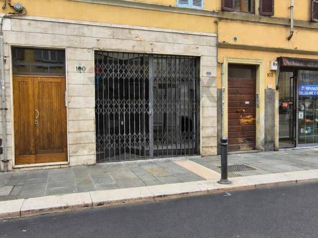 Locale Commerciale in vendita a Sorbolo, Reggio Emilia