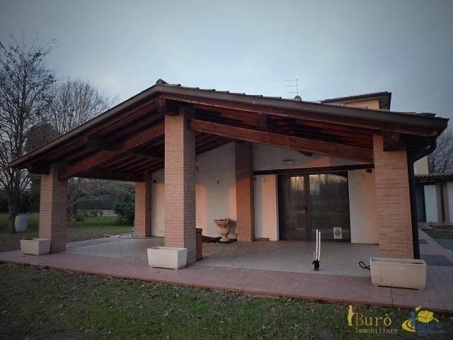 Locale Commerciale in vendita a San Pancrazio Parmense, Parma