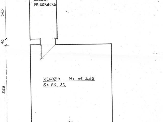 Locale Commerciale in vendita a Parma Centro, Sorbolo