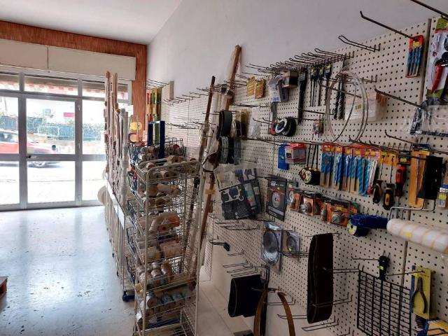 Locale Commerciale in vendita a Partinico, Sicilia