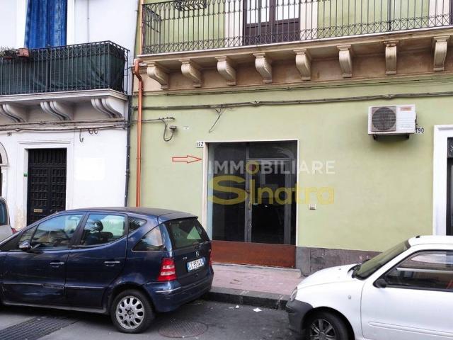 Locale Commerciale in vendita a Paternò, Sicilia