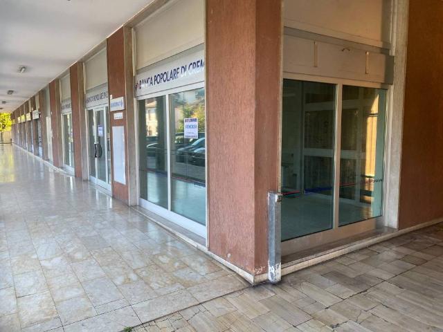Locale Commerciale in vendita a Paullo, Lombardia