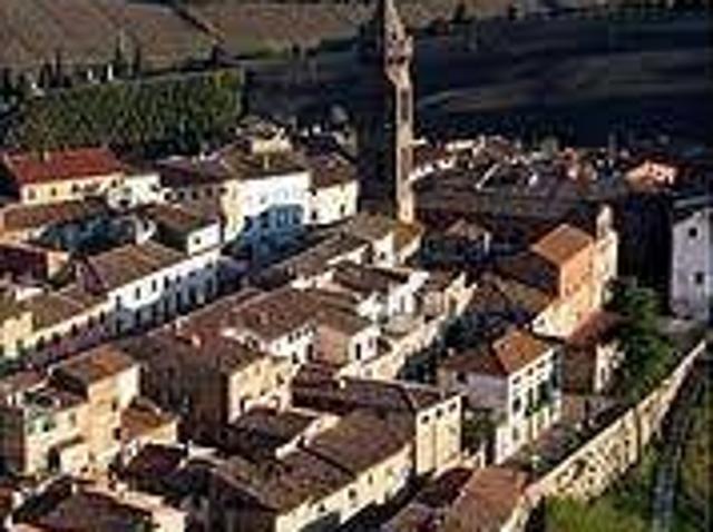 Locale Commerciale in vendita a Peccioli, Toscana