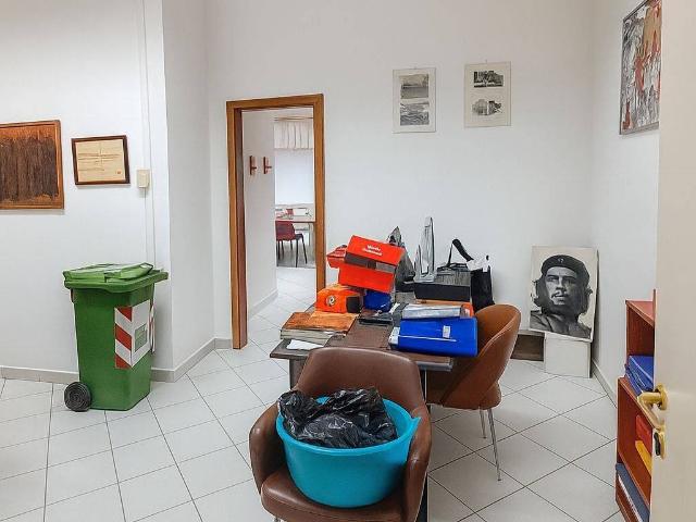 Locale Commerciale in vendita a Pegognaga, Lombardia