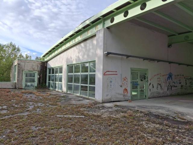 Locale Commerciale in vendita a Unione di comuni Valmarecchia, Pennabilli