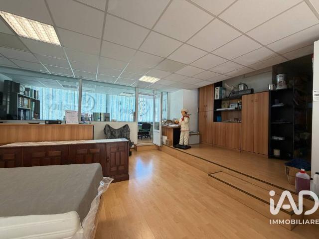 Locale Commerciale in vendita a Comunità Alta Valsugana e Bersntol, Pergine Valsugana