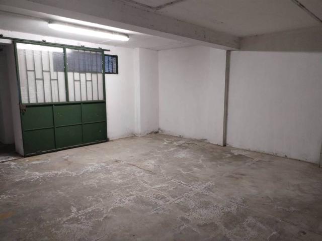Locale Commerciale in vendita a Borgo Collestrada, Cenerente