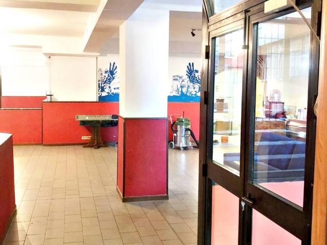 Locale Commerciale in vendita a San Sisto, Cenerente
