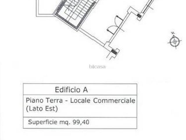 Locale Commerciale in vendita a Marche, Pesaro E Urbino