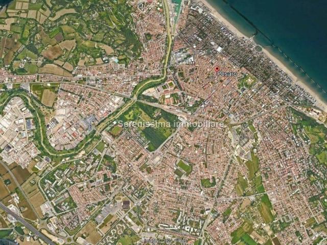 Locale Commerciale in vendita a Cattabrighe, Marche
