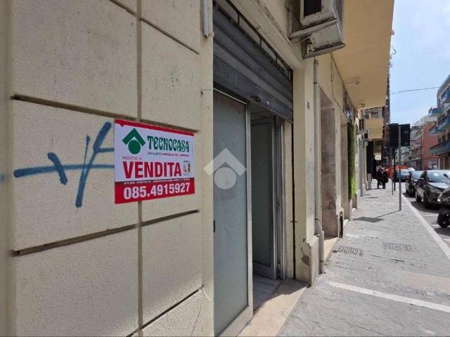 Locale Commerciale in vendita a Pescara, Abruzzo