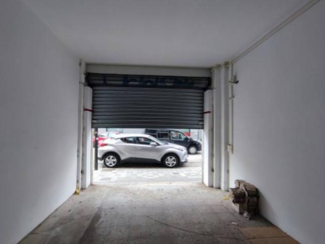 Locale Commerciale in vendita a Pescara Colli, Pescara