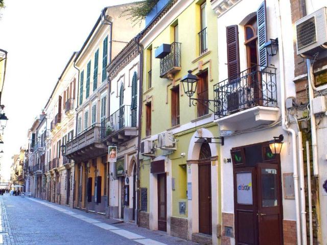 Locale Commerciale in vendita a Pescara, Abruzzo