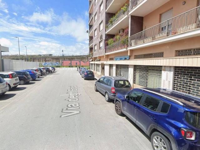 Locale Commerciale in vendita a Pescara, Abruzzo