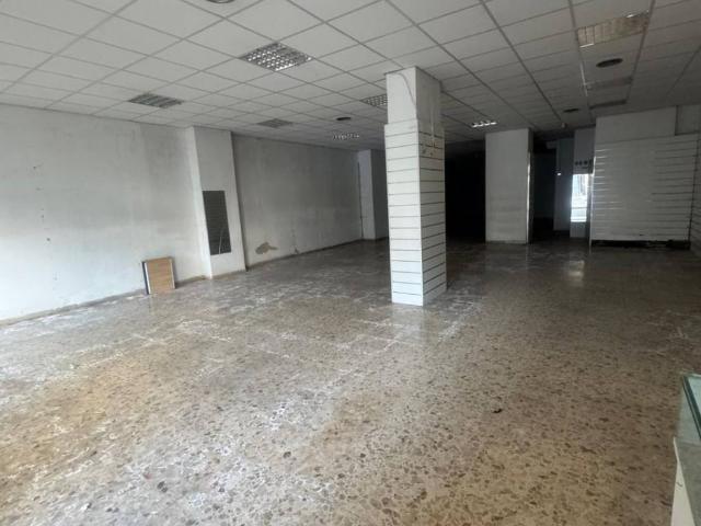 Locale Commerciale in vendita a Pescara, Abruzzo