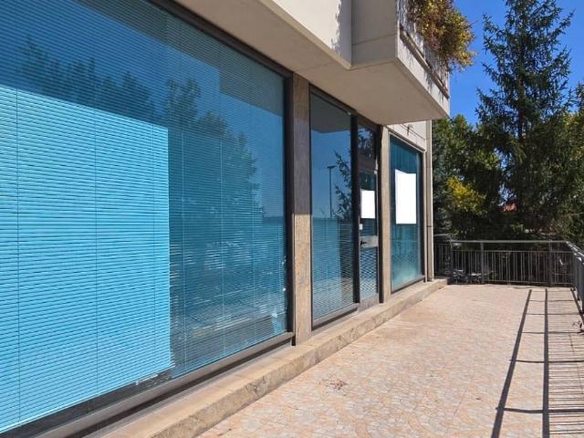 Locale Commerciale in vendita a Pescara Colli, Pescara