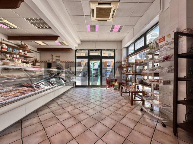 Locale Commerciale in vendita a Pescara, Abruzzo
