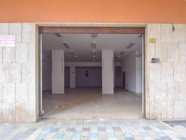 Locale Commerciale in vendita a Pescara, Abruzzo
