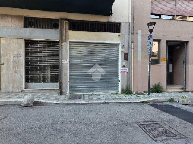 Locale Commerciale in vendita a Pescara, Abruzzo