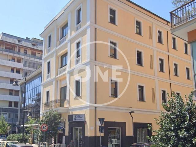 Locale Commerciale in vendita a Pescara, Abruzzo