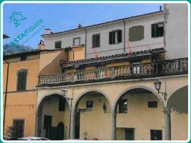 Locale Commerciale in vendita a Collecchio, Uzzano E Castello