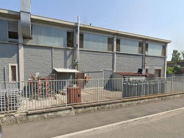 Locale Commerciale in vendita a Piacenza, Reggio Emilia