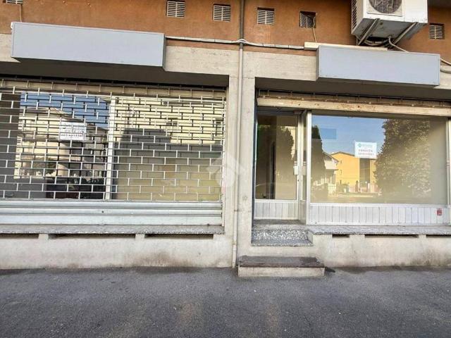 Locale Commerciale in vendita a Piacenza, Reggio Emilia