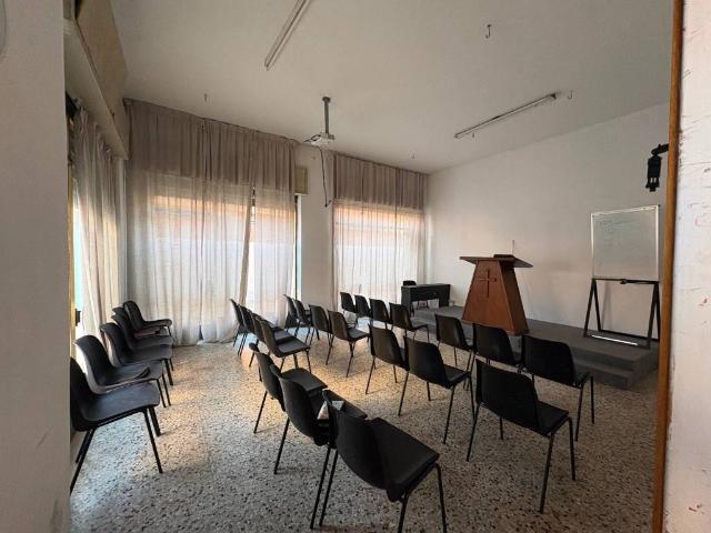 Locale Commerciale in vendita a Piacenza, Reggio Emilia