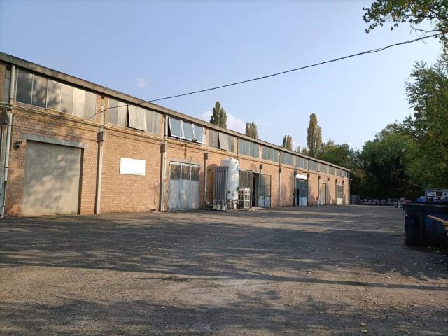 Locale Commerciale in vendita a Unione dei comuni Savena-Idice, Pianoro