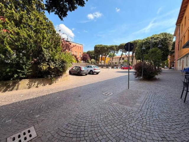 Locale Commerciale in vendita a Unione dei comuni Savena-Idice, Pianoro