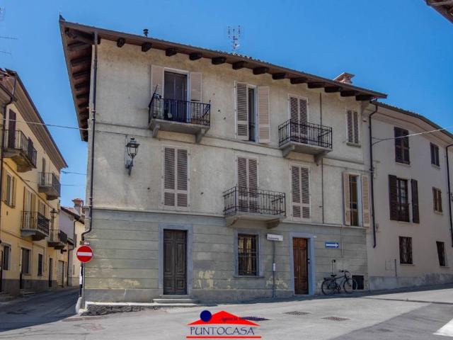 Locale Commerciale in vendita a Piemonte, Cuneo