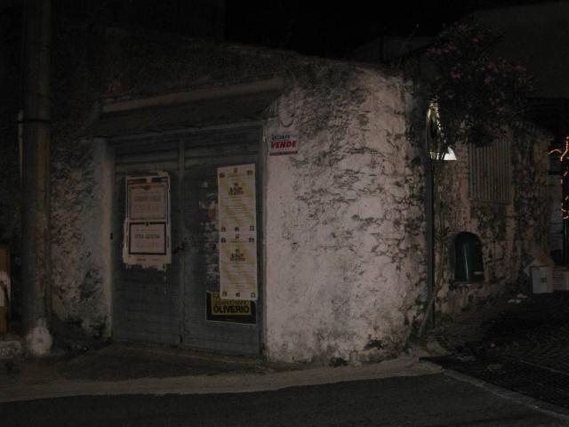Locale Commerciale in vendita a Calabria, Cosenza