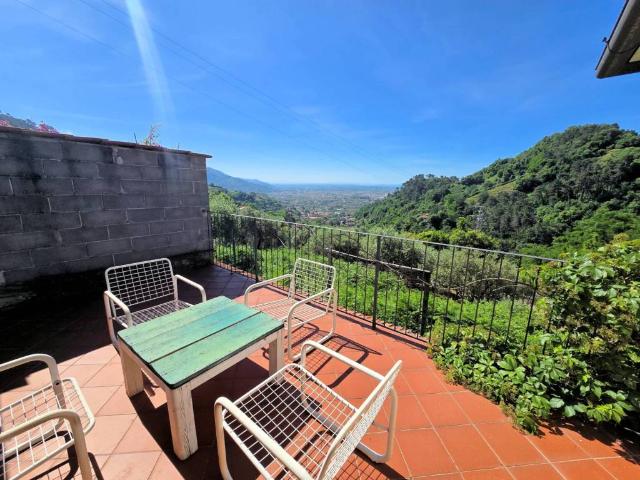 Villa Indipendente in vendita a Tonfano, Toscana